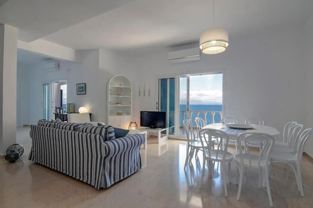 Laconian Collection Villa Big Blue Mavrovouni  Экстерьер фото
